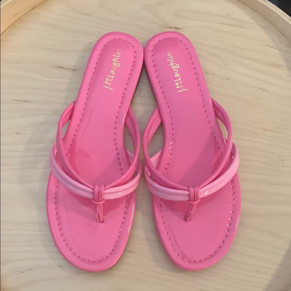 🎈NEW J. McLaughlin shoes flip flops pink size 9 Caitlin sandals